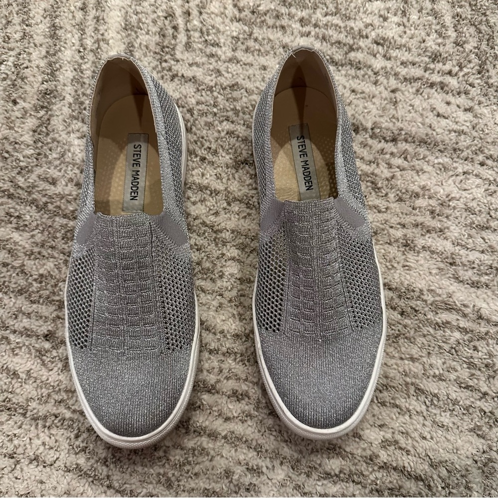 Steve Madden Freeda mesh sneakers silver Size 9.5